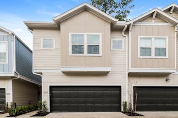 5107 Royal Heath Dr Houston, TX 77018